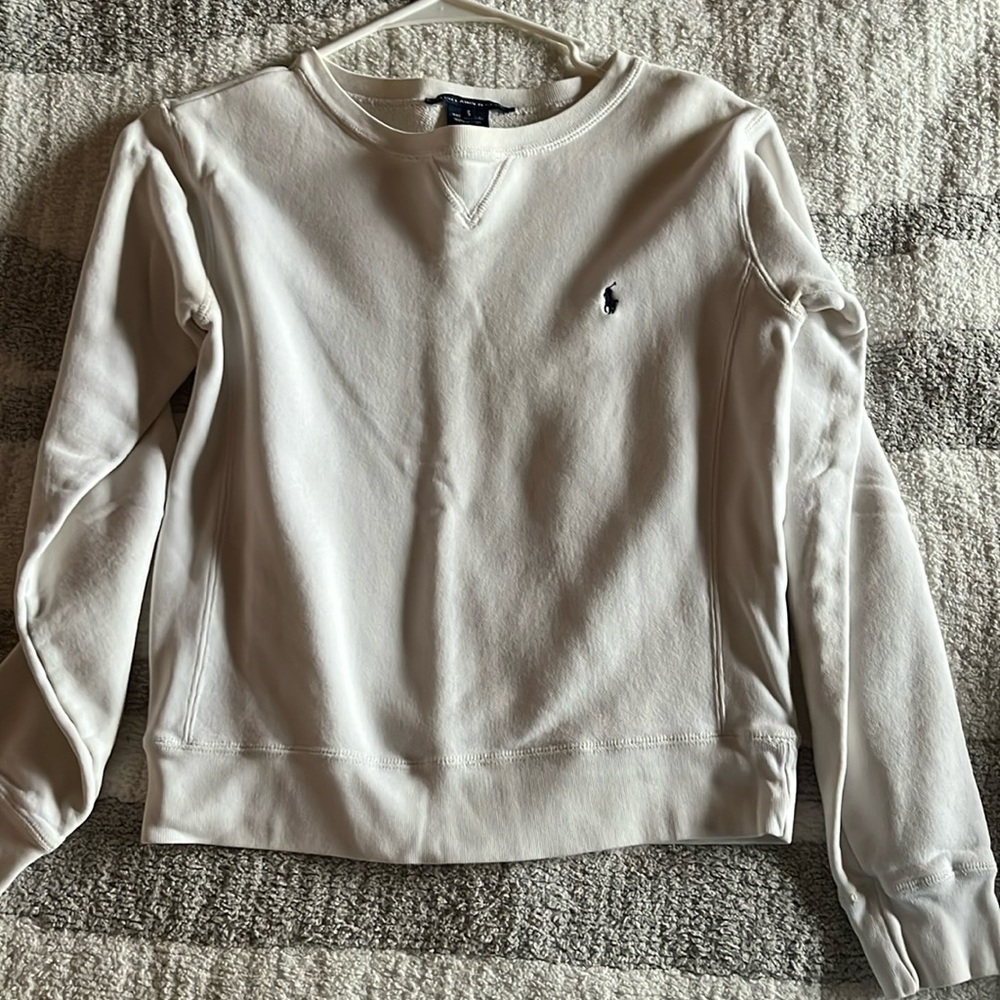 Women’s polo sweatshirt